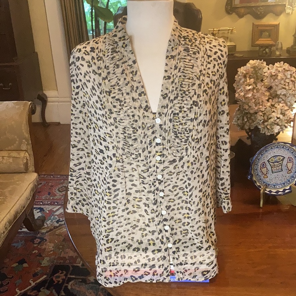 Banana Republic Animal Print Top Blouse